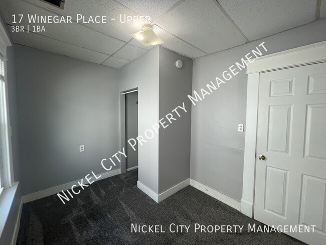 Building Photo - 17 Winegar Pl