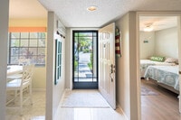 Building Photo - 1401 Pinecrest Cir