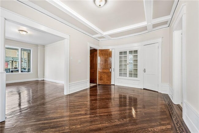 Building Photo - 534 81st St