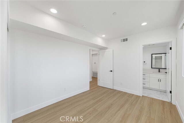 Building Photo - 14420 Tiara St