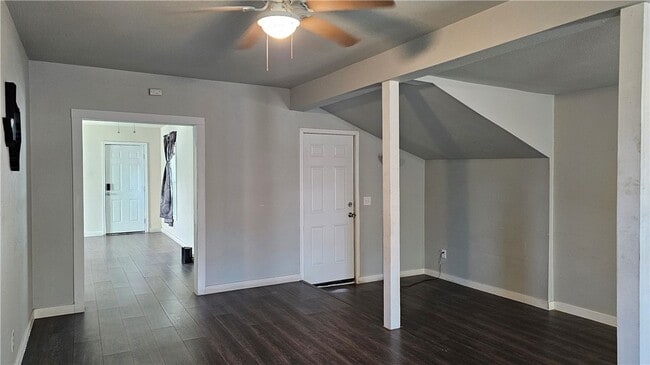 Building Photo - 3617 Dalraida Dr