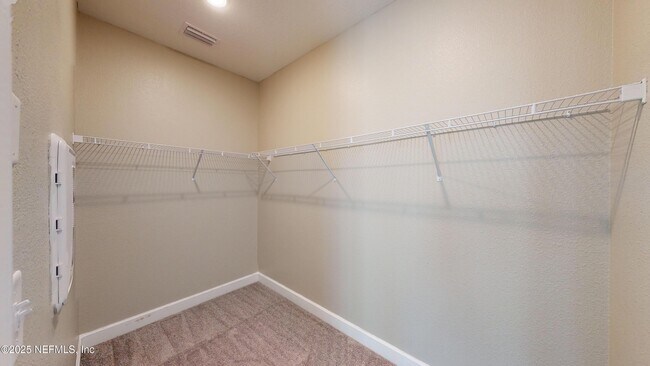 Building Photo - 333 Cedar Elm Wy