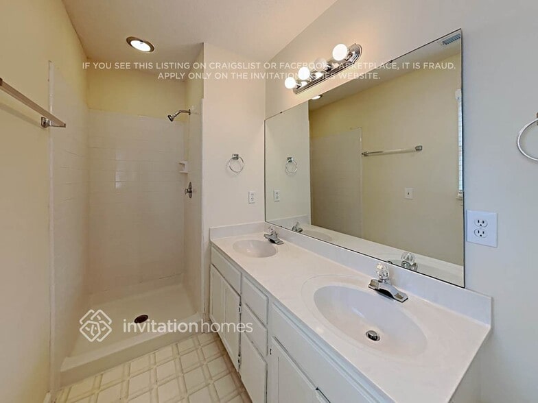 Building Photo - 6336 Dry Fork Ln