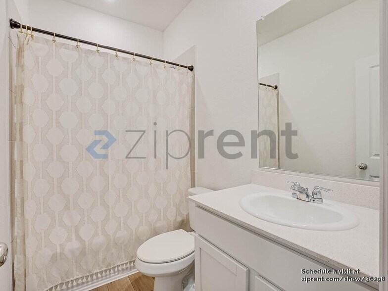 Building Photo - 11417 Silver Queen Dr