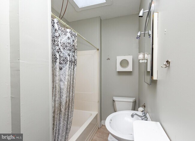 Building Photo - 4312 Dobson St