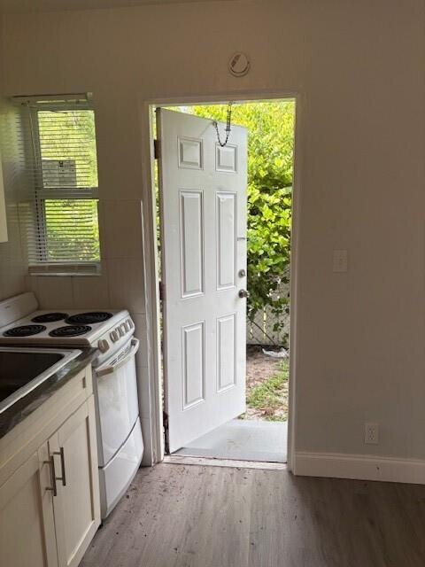 Building Photo - 2206 Adams St