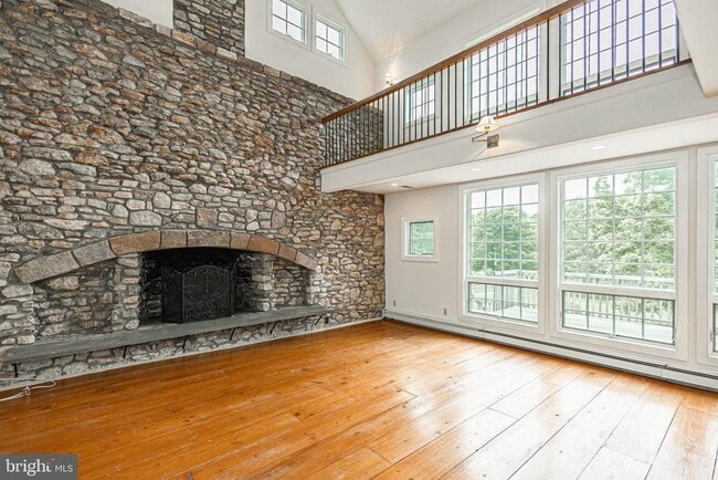 Building Photo - 6054 Honey Hollow Rd