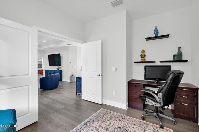 Building Photo - 358 Good Life Wy
