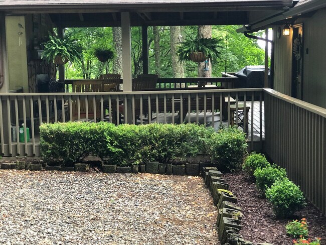 Building Photo - 344 Buckeye Rd