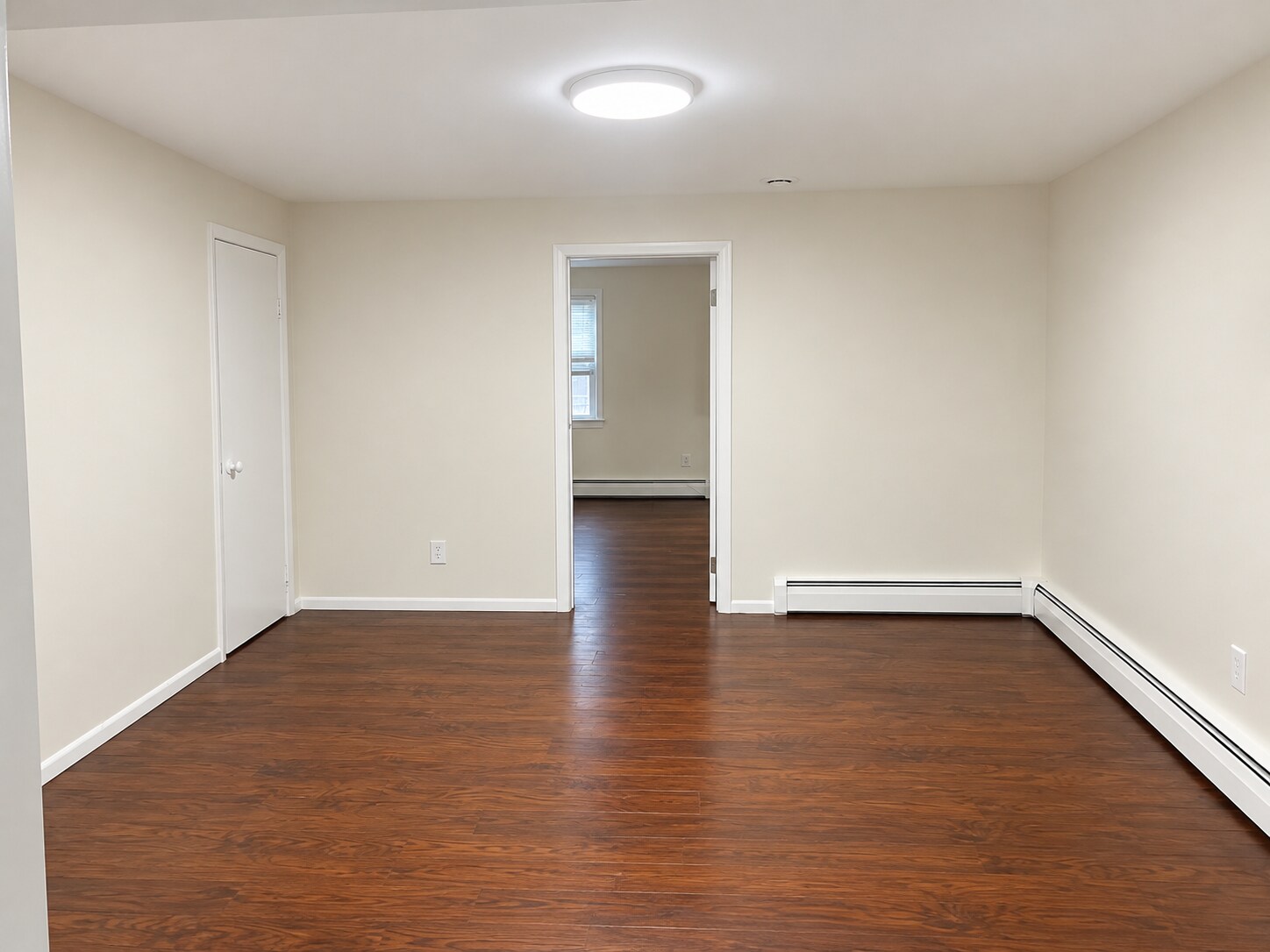 LIVING ROOM - 180 Chestnut St