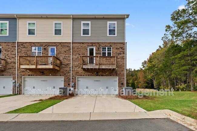 Building Photo - 10138 Hemingway Pl