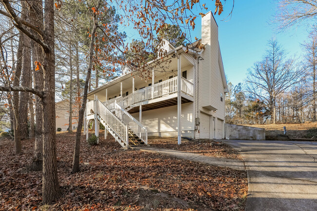 Building Photo - 3-Bedroom with Large Balcony in Dallas, GA!