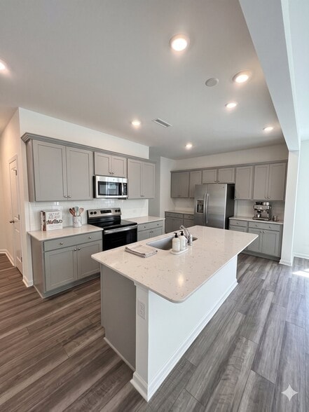 Building Photo - 296 Thompson Overlook Wy