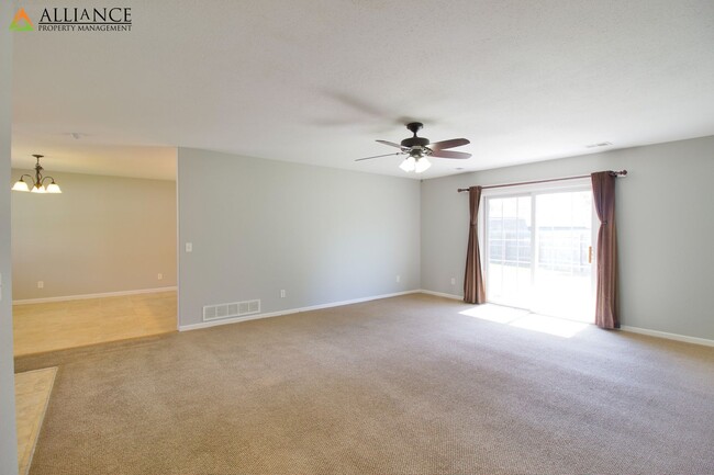 Building Photo - Beautiful 4 Bedroom - 2 Bath Home Close to Flint Hills Christian School!