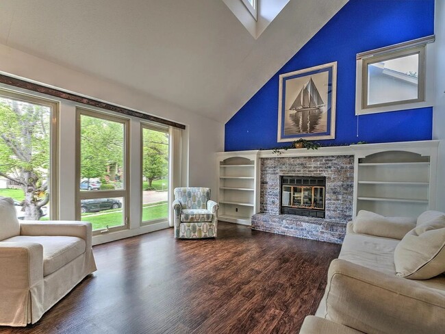 Building Photo - Papillion Home For Rent Near Offutt AFB
