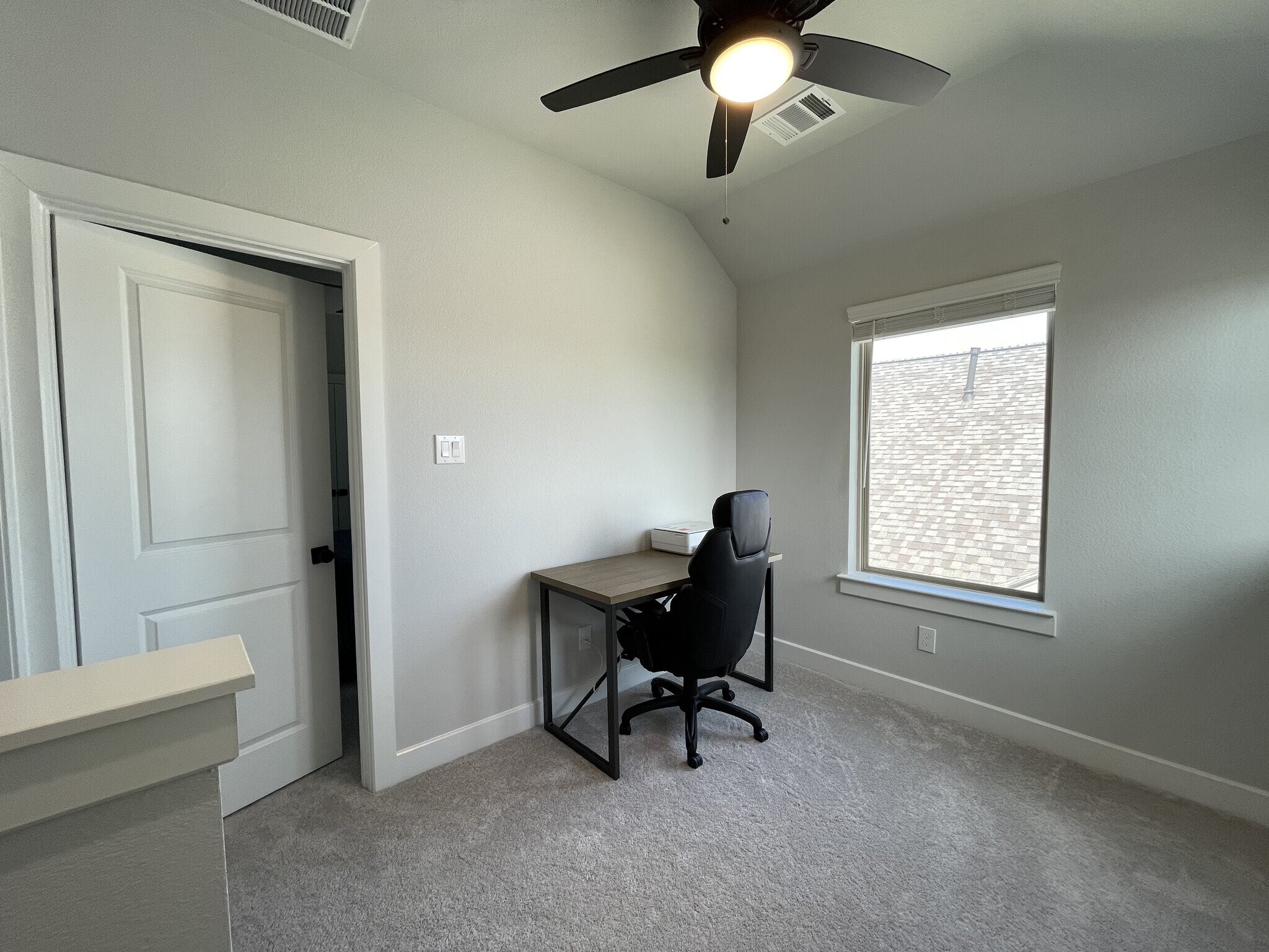 Building Photo - 2607 Bayrose Dr