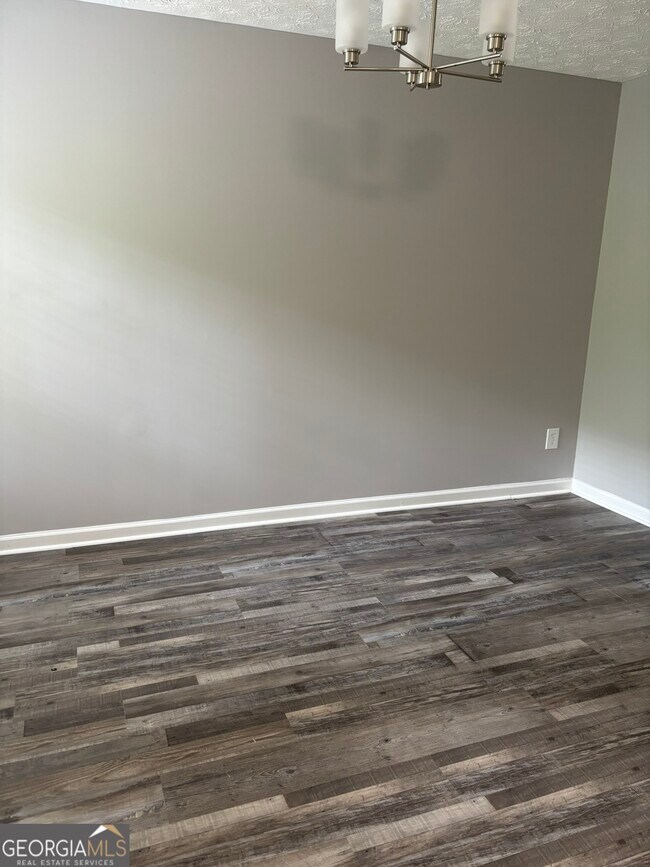 Building Photo - 5739 Windfall Ln