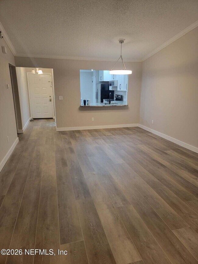 Building Photo - 2074 Sea Hawk Dr E