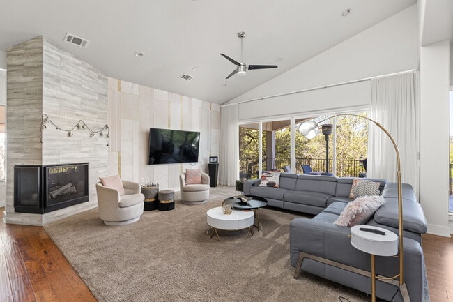 Building Photo - 6605 Peralto Cove