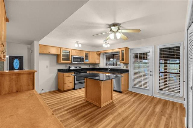 Building Photo - 6901 Red Fox Trail