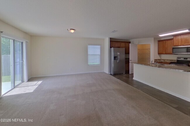 Building Photo - 3323 Canyon Falls Dr