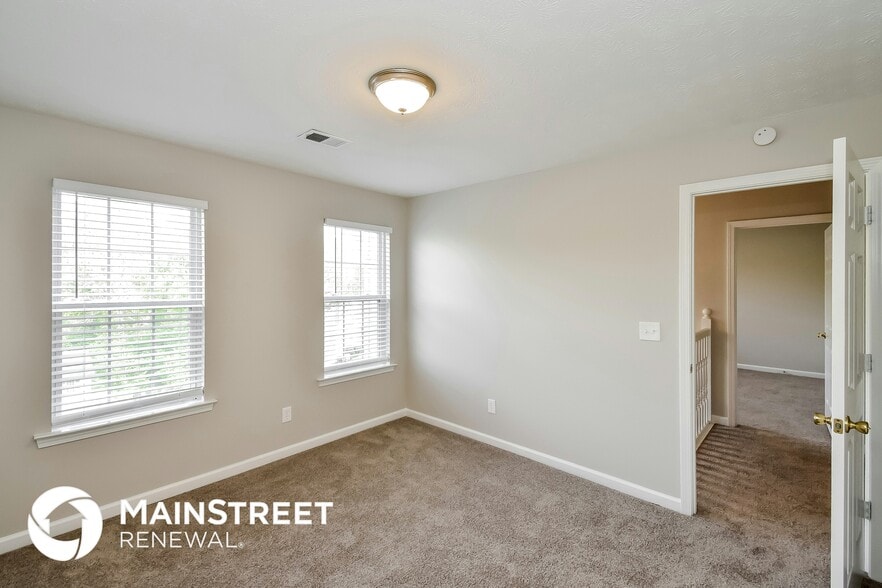 Building Photo - 273 Lenox Ct