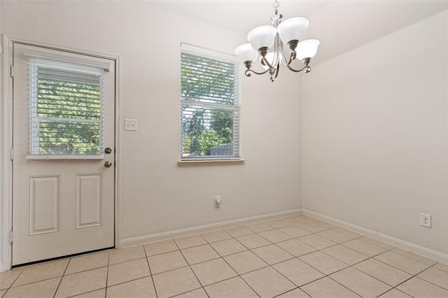 Building Photo - 1800 Black Willow Trail