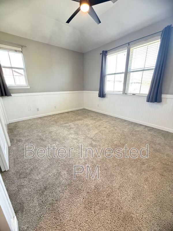 Building Photo - 2455 Prairie Ln