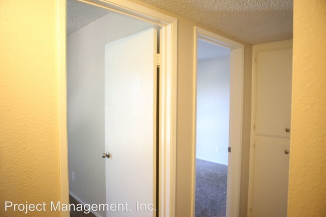 Building Photo - 2740 Elvyra Way