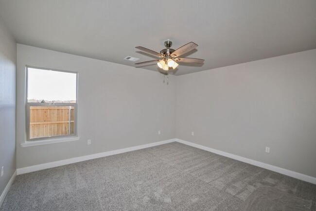 Building Photo - Brand New Large Townhome with Bonus Room!