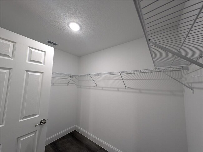 Building Photo - 174 Kroll Ln