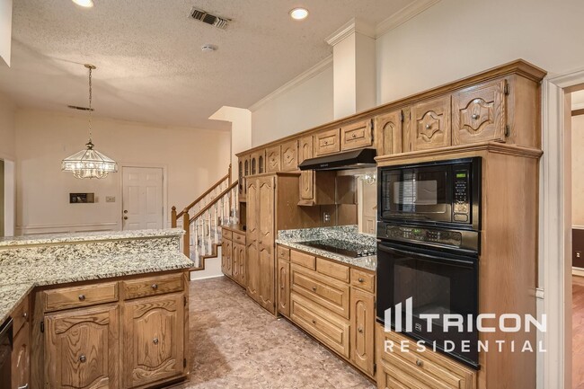 Building Photo - 830 Mill Creek Cir