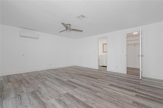 Building Photo - 1615 Shenandoah St