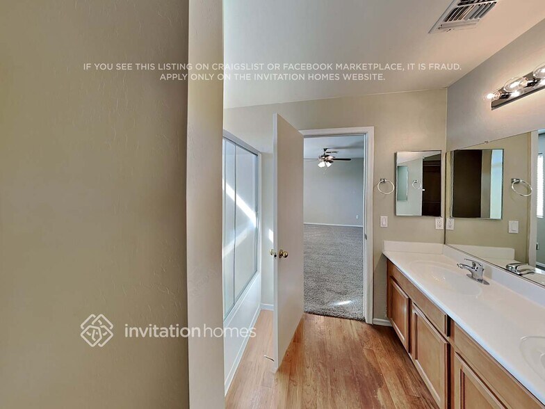 Building Photo - 3831 W Naomi Ln