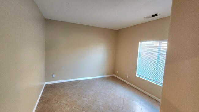 Building Photo - 703 Ventana Ridge