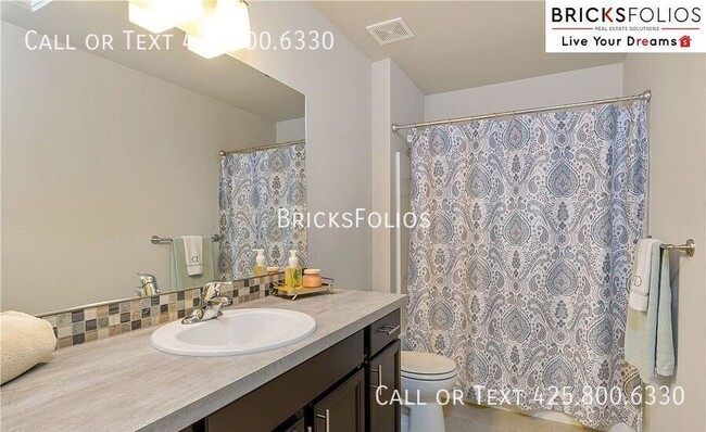 Building Photo - 17611 28th Avenue Ct E