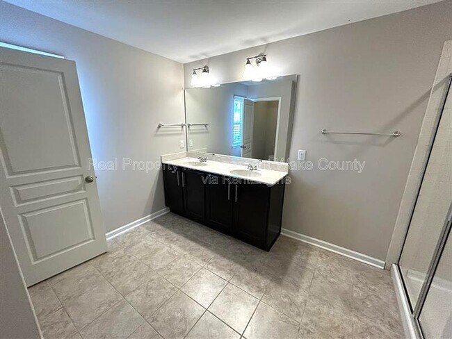 Building Photo - 1428 Glenwater Dr