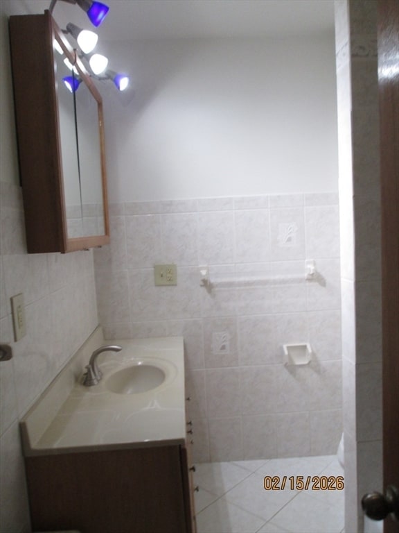 Building Photo - 38 Forest St