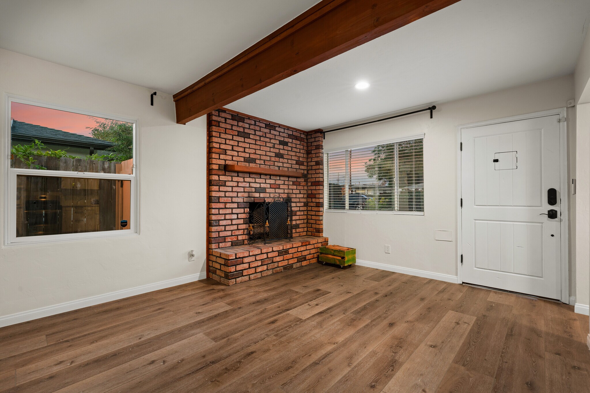 Building Photo - 3440 Hershey St