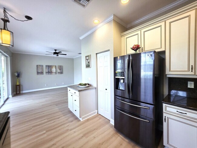 Building Photo - Vero Beach Rentals. Vero Beach Rent, LLC and Property Management Company