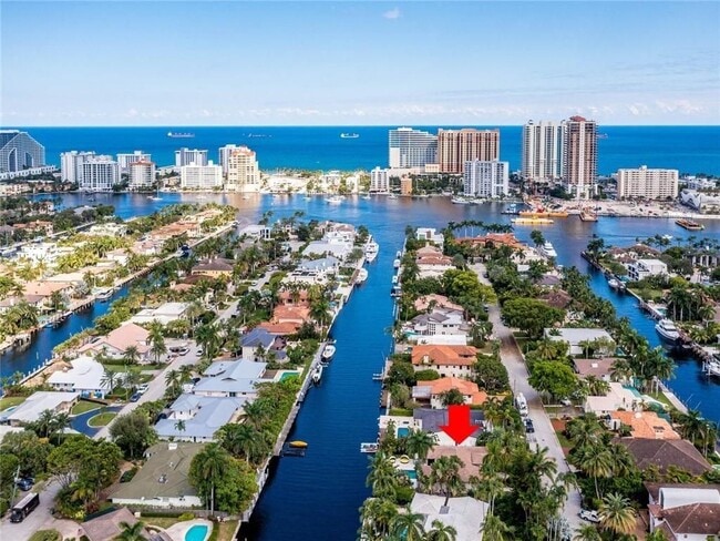Building Photo - 2437 Castilla Isle