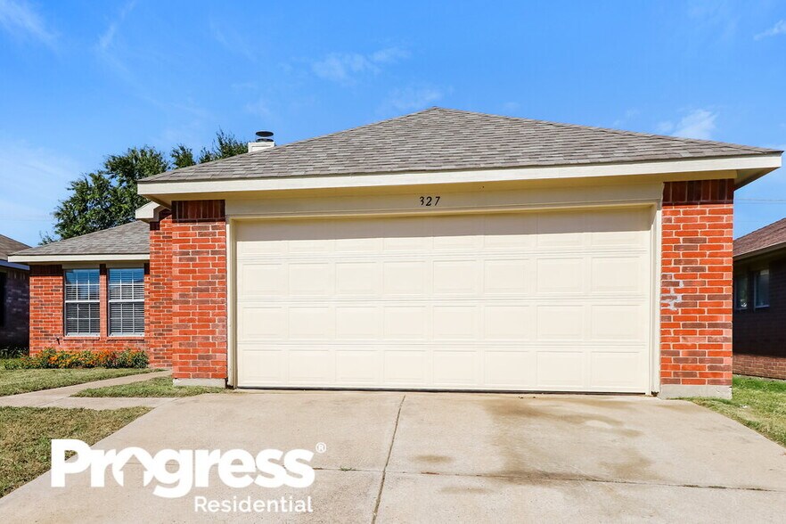 Building Photo - 327 Tioga Dr