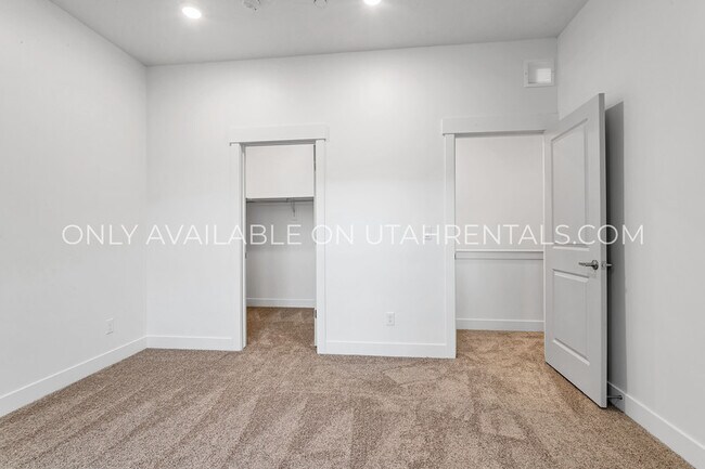Building Photo - 768 S 1600 W