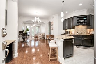 Building Photo - 2120 Kipling St