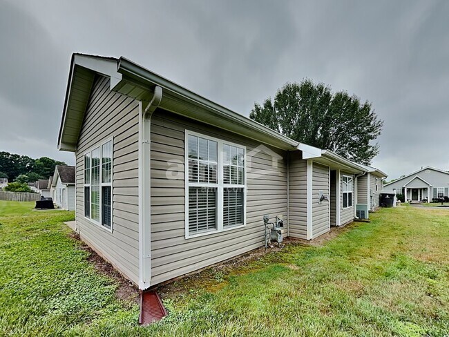 Building Photo - 181 Tudor Downs Rd