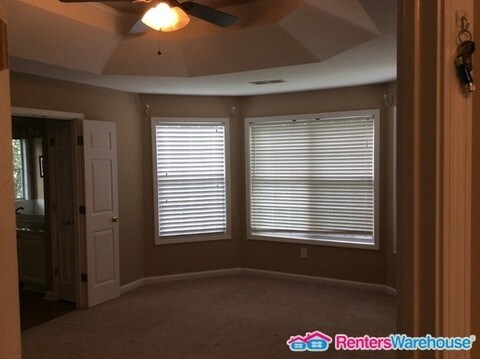 Building Photo - 3939 Berwick Farm Dr