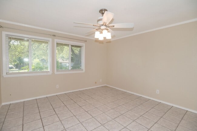 Building Photo - Single Story, Energy Efficient Home - Move...
