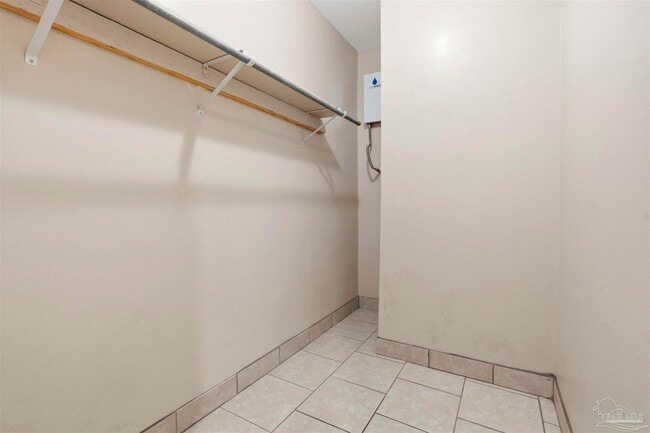 Building Photo - 6366 W Fairfield Dr