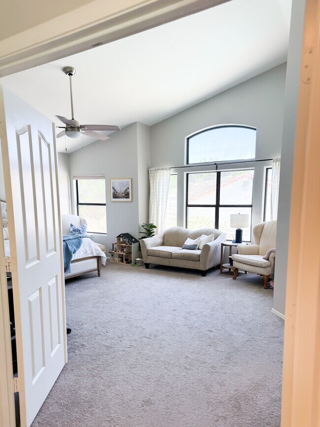 Building Photo - Marshall Ranch Five Bedroom