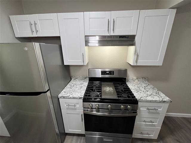 Building Photo - 14407 Cimarron Dr